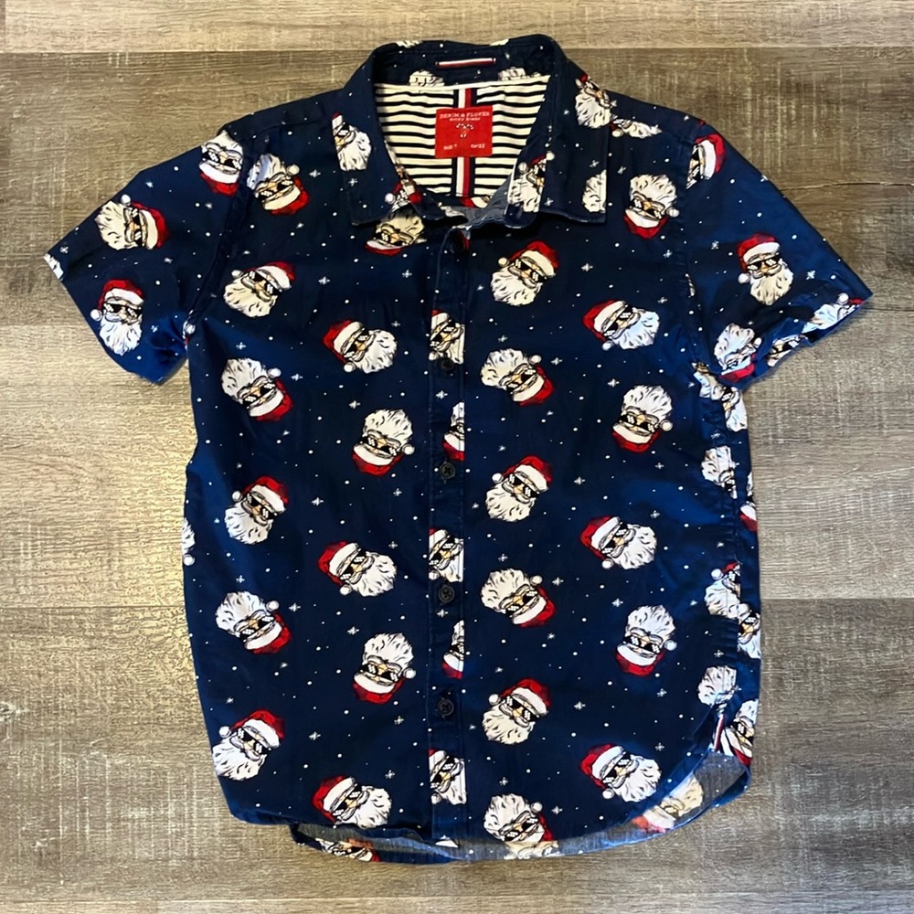 Gorgeous Santa button down
